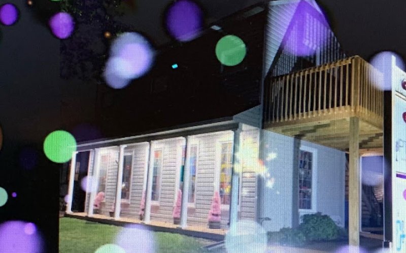 Canvas and Crafts Studio — Painting in Northport