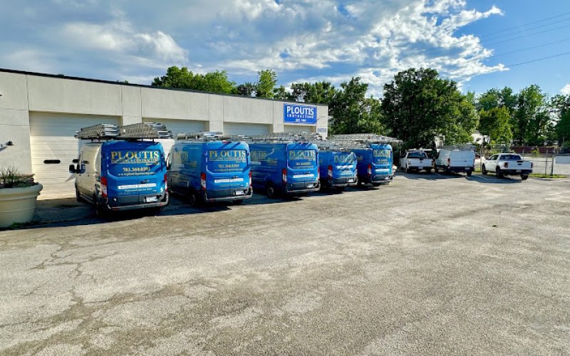 Ploutis Contracting — Contractor in Springfield