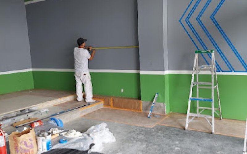 Custom Painting and Decorating Inc — Painter in Stanton